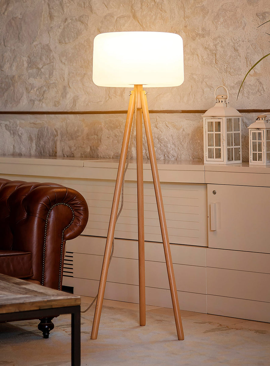 Chloe 140 Floor Lamp: Elevate Your Indoor & Outdoor Spaces – Newgarden